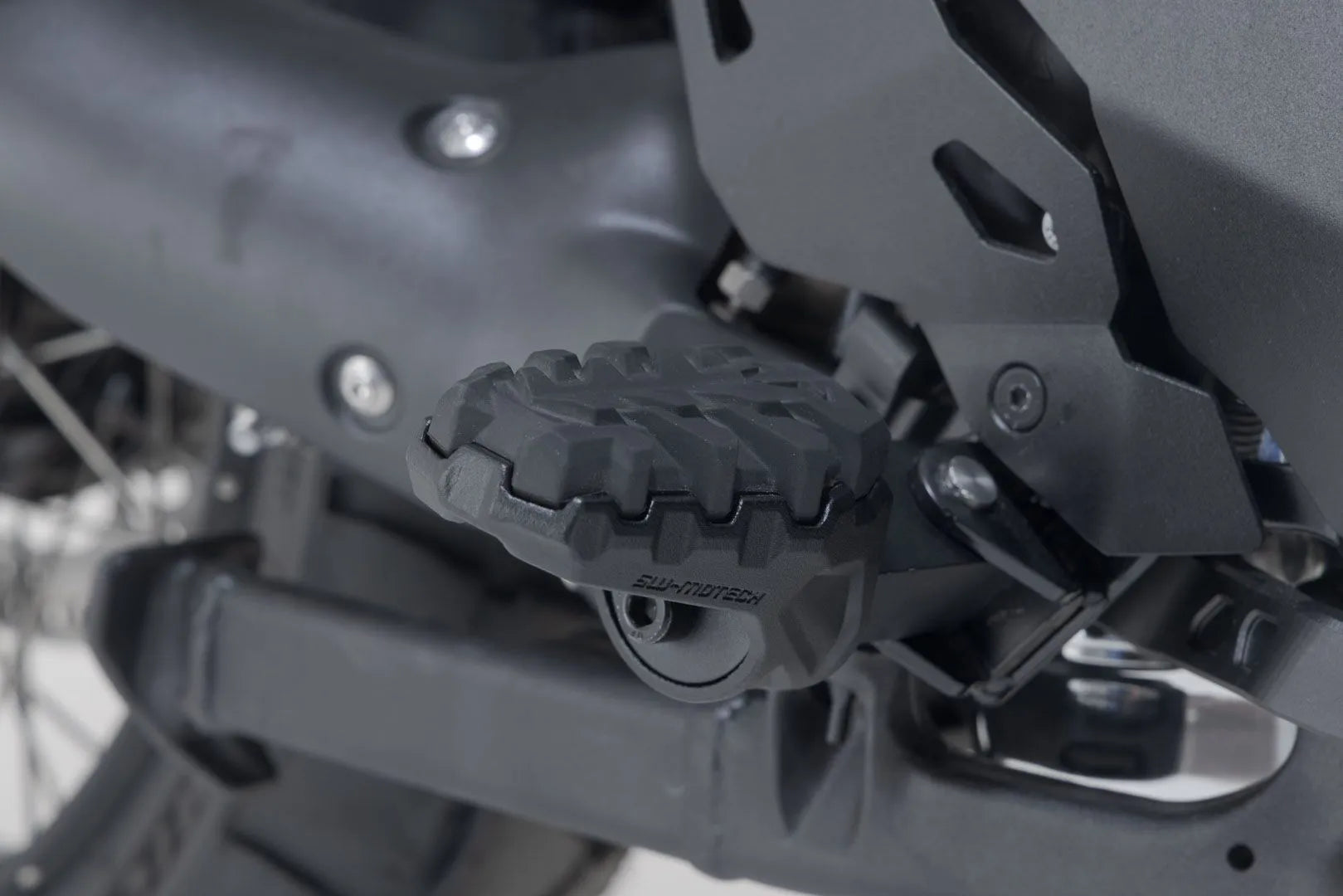 Sw-motech Evo Footrest Kit Adjustable Black