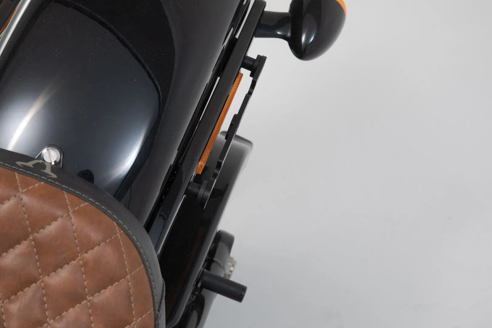Sw-motech Slh Side Carrier For Harley-davidson