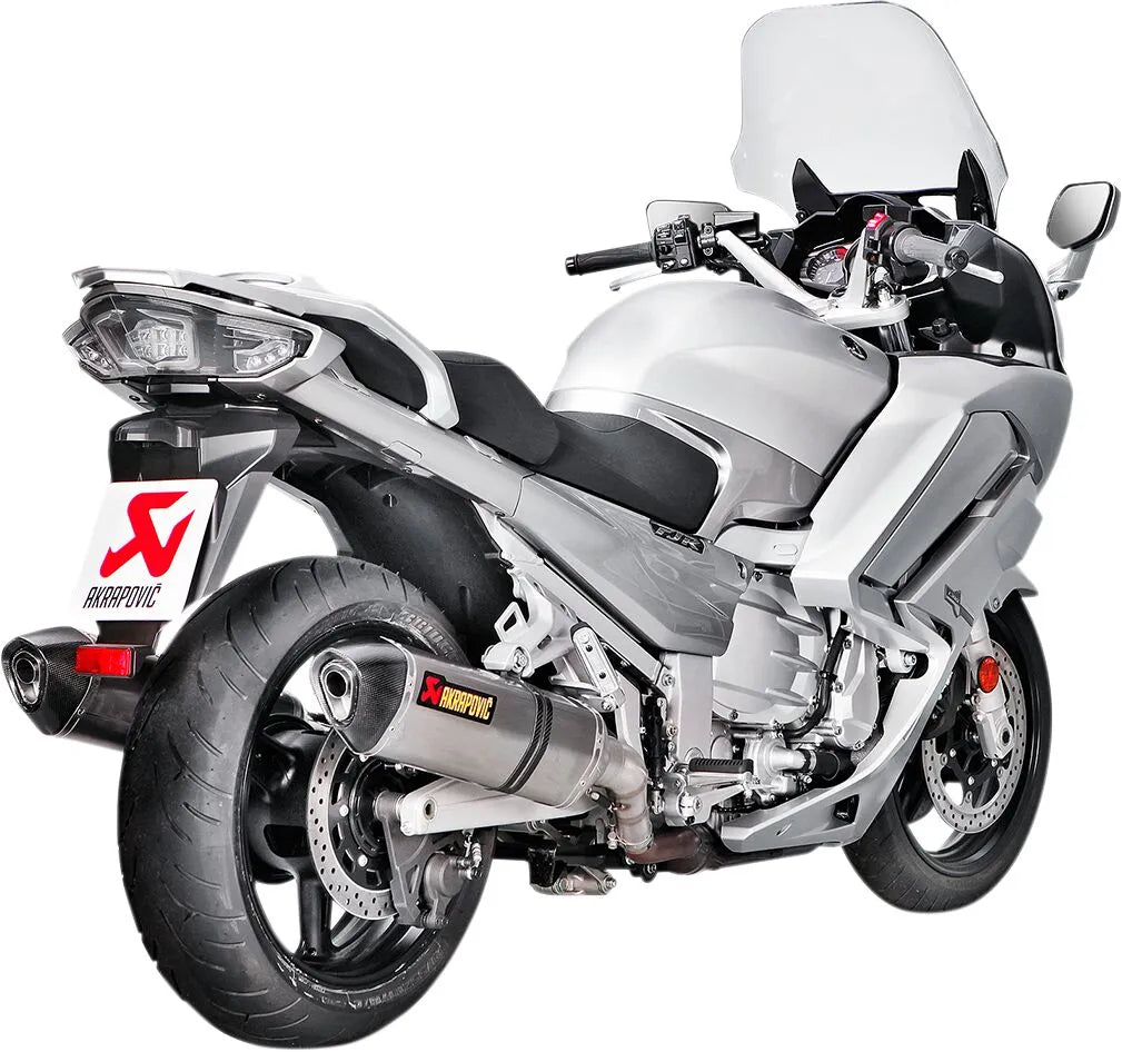 Akrapovic Slip-on Line Schalldämpfer - Verbessere die Leistung deines Motorrads - ECE Straßenzulassung