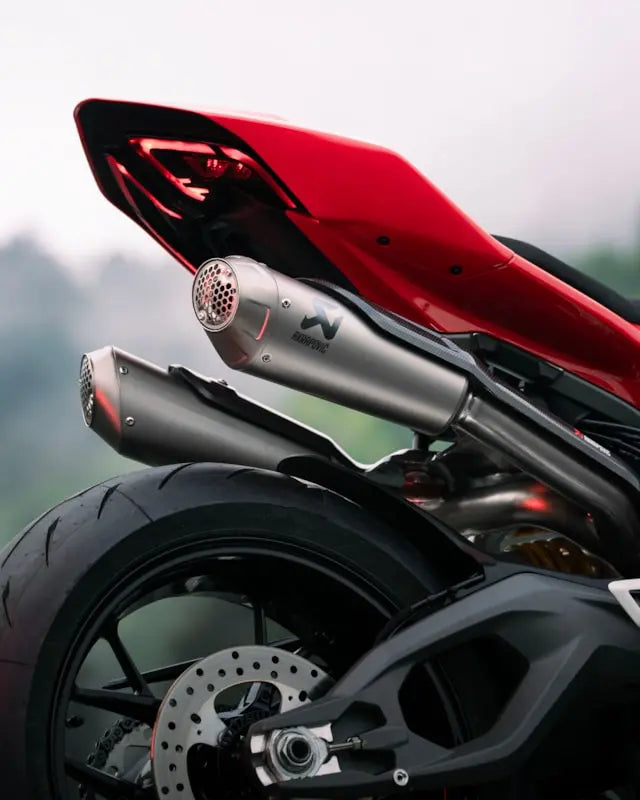 Akrapovic Evolution Line Full Exhaust System for Street