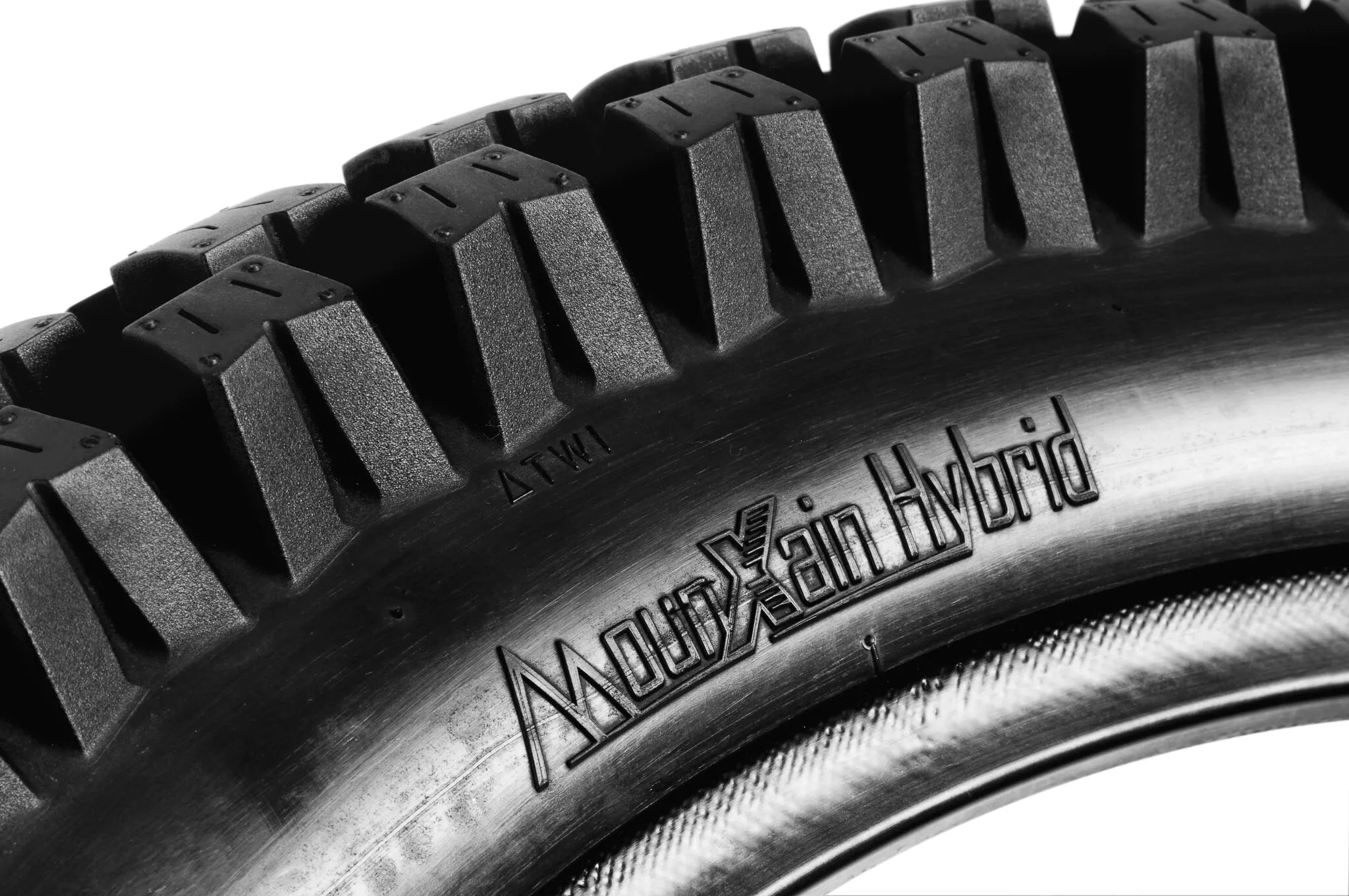 Motoz Mountain Hybrid Tire 120/100-18 For Off-road