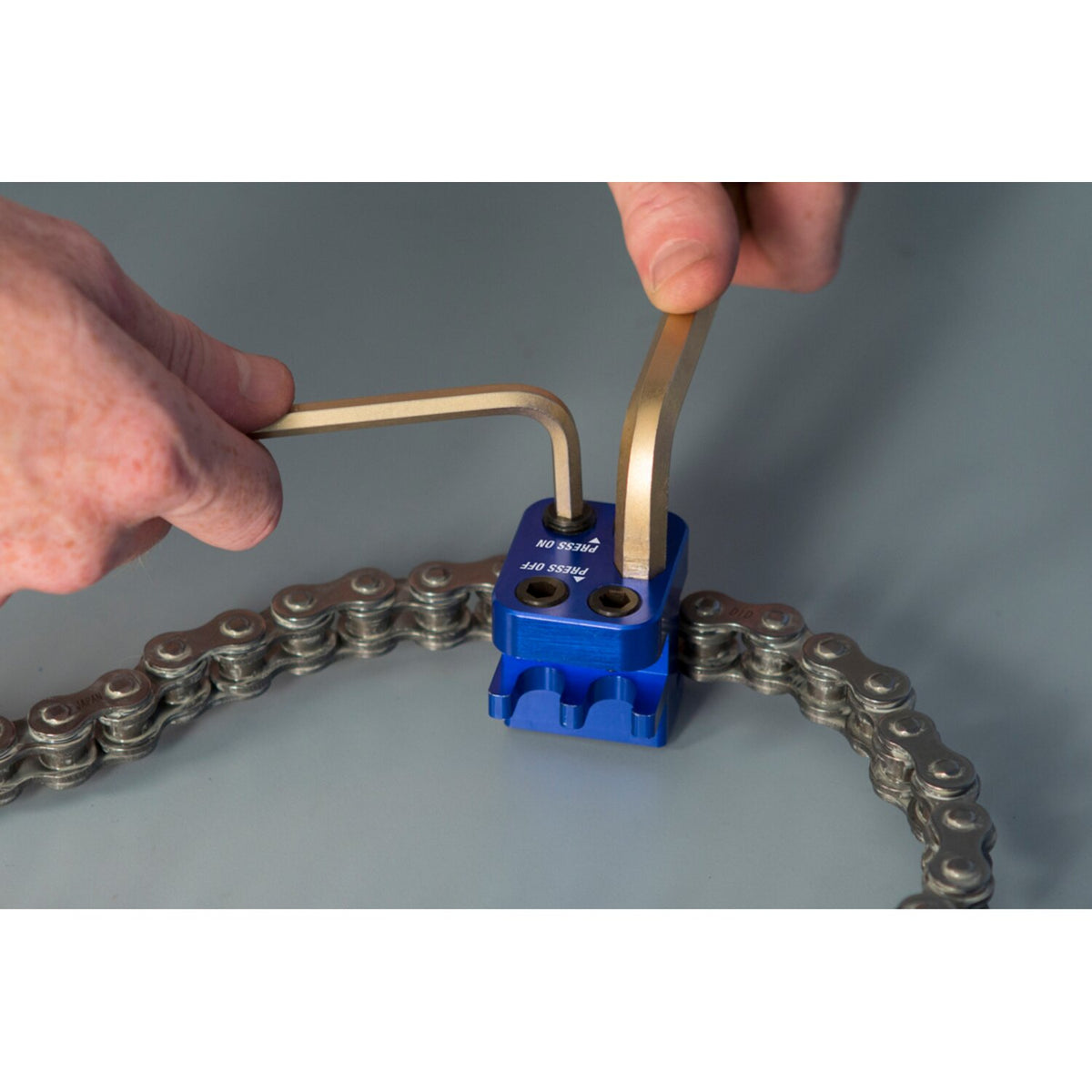 Motion Pro Master Link press tool