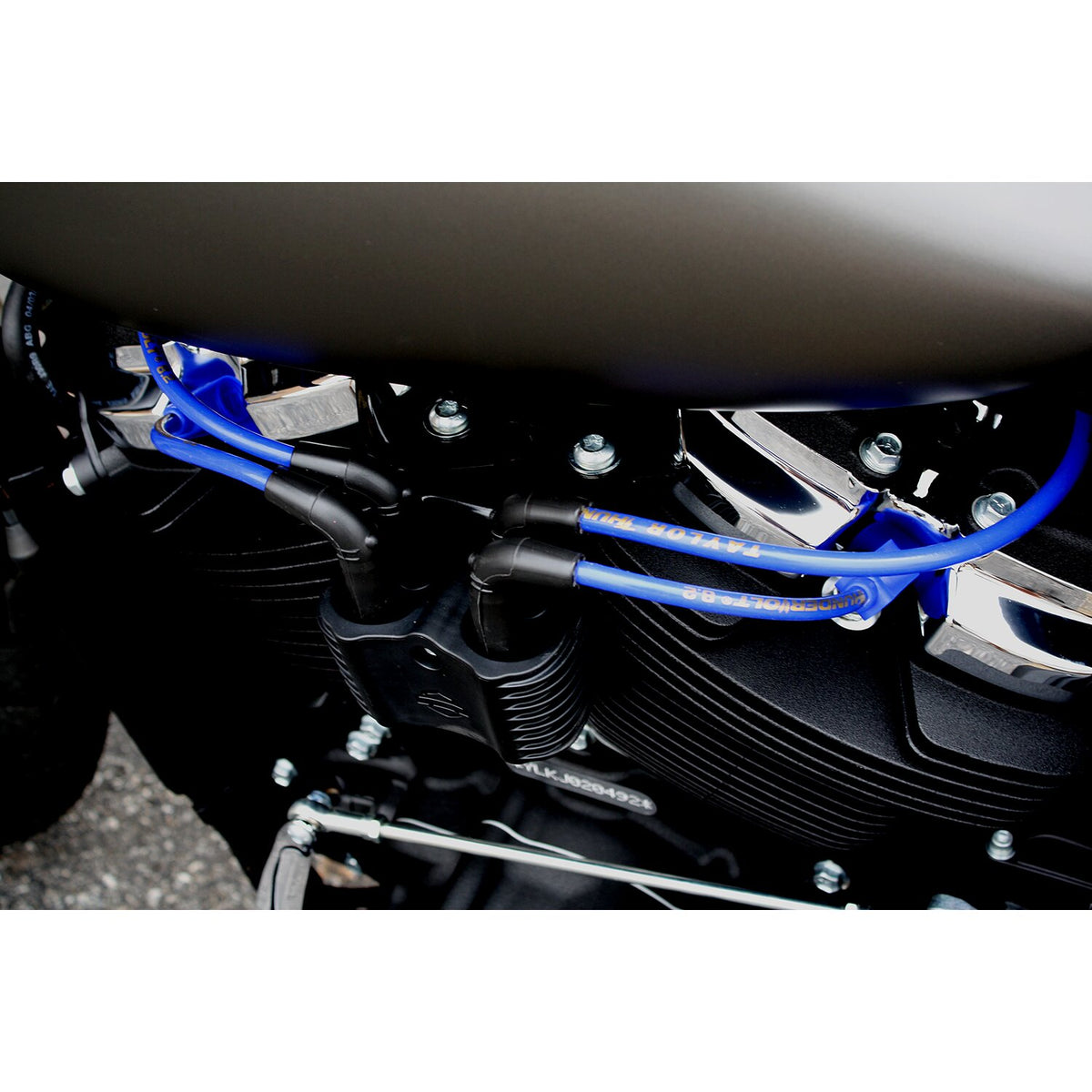 Taylor 8.2mm ThunderVolt spark plug wire set - Blue