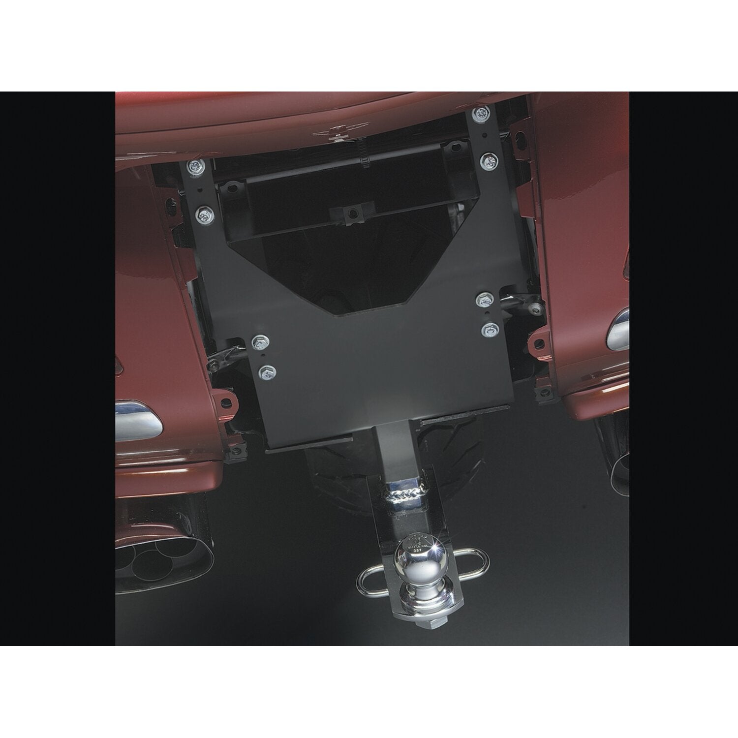 Kuryakyn Trailer hitch 01-10 Goldwing