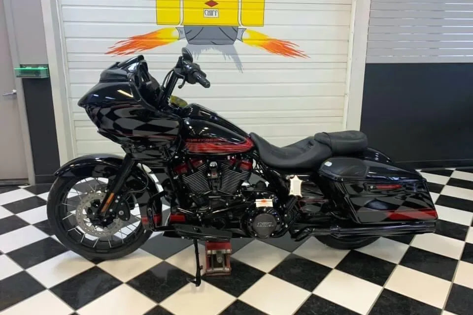 Fat Baggers Inc. 1-1/4" Flat Top Handlebar