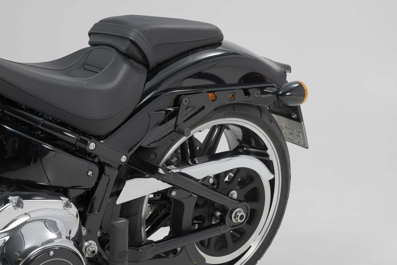 Sw-motech Slh Side Carrier For Harley-davidson