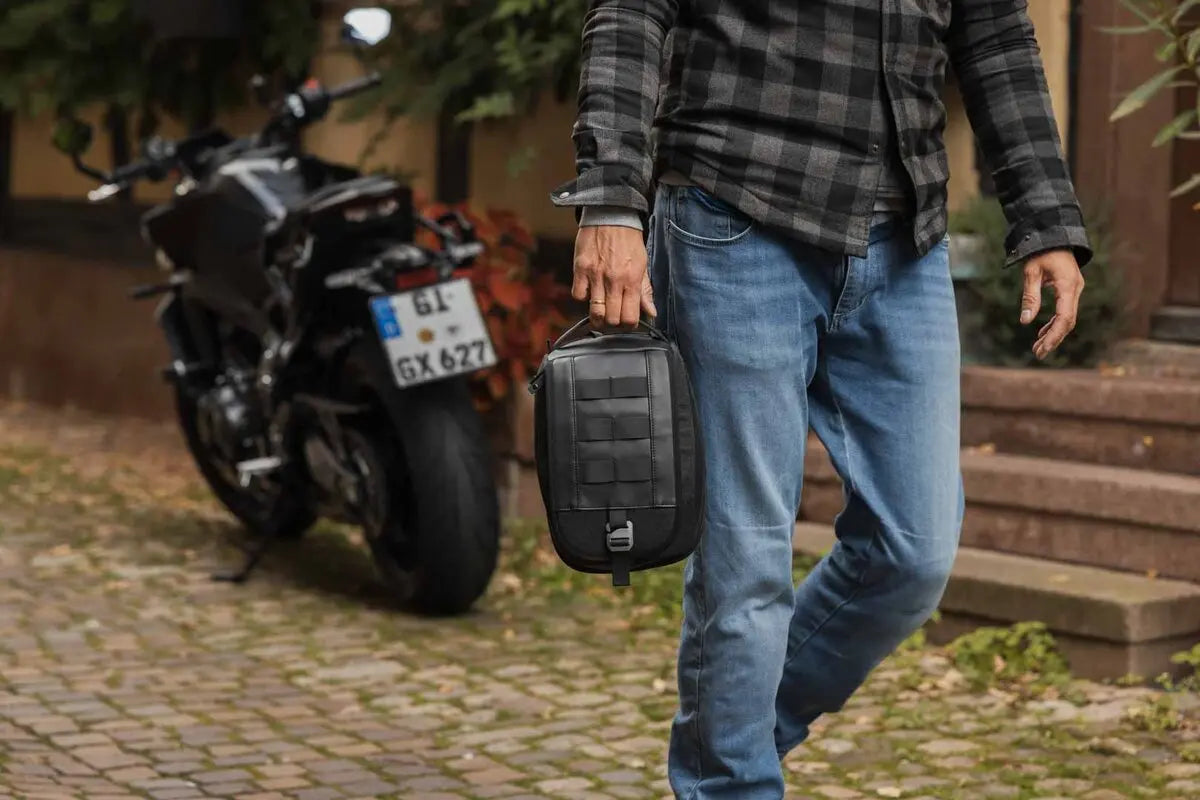 Sw-Motech Legend Gear LT4 Tank Bag Black 4-6 Liter