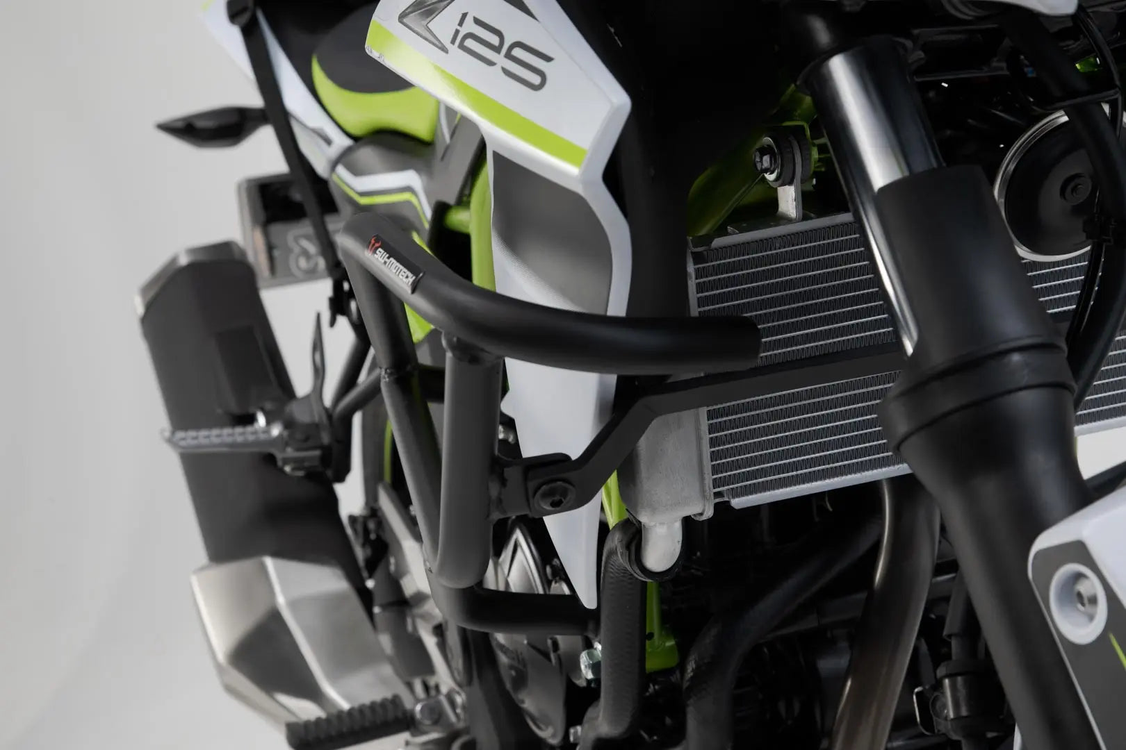 SW-MOTECH Crash Bar Engine Guard Kit