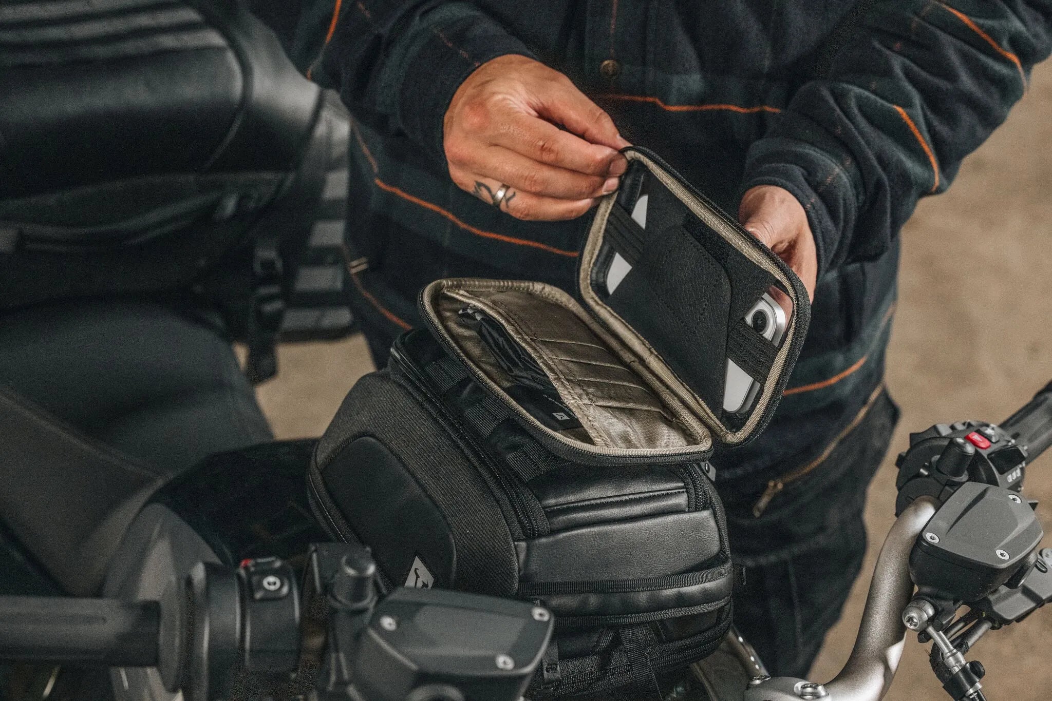 Sw-motech Legend Smartphone Bag