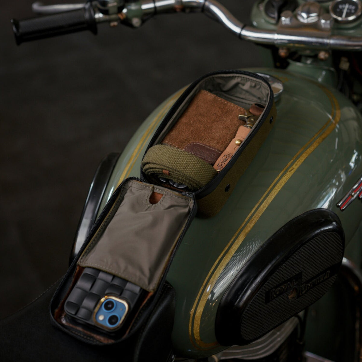 Trip Machine Navigator Case green/brown
