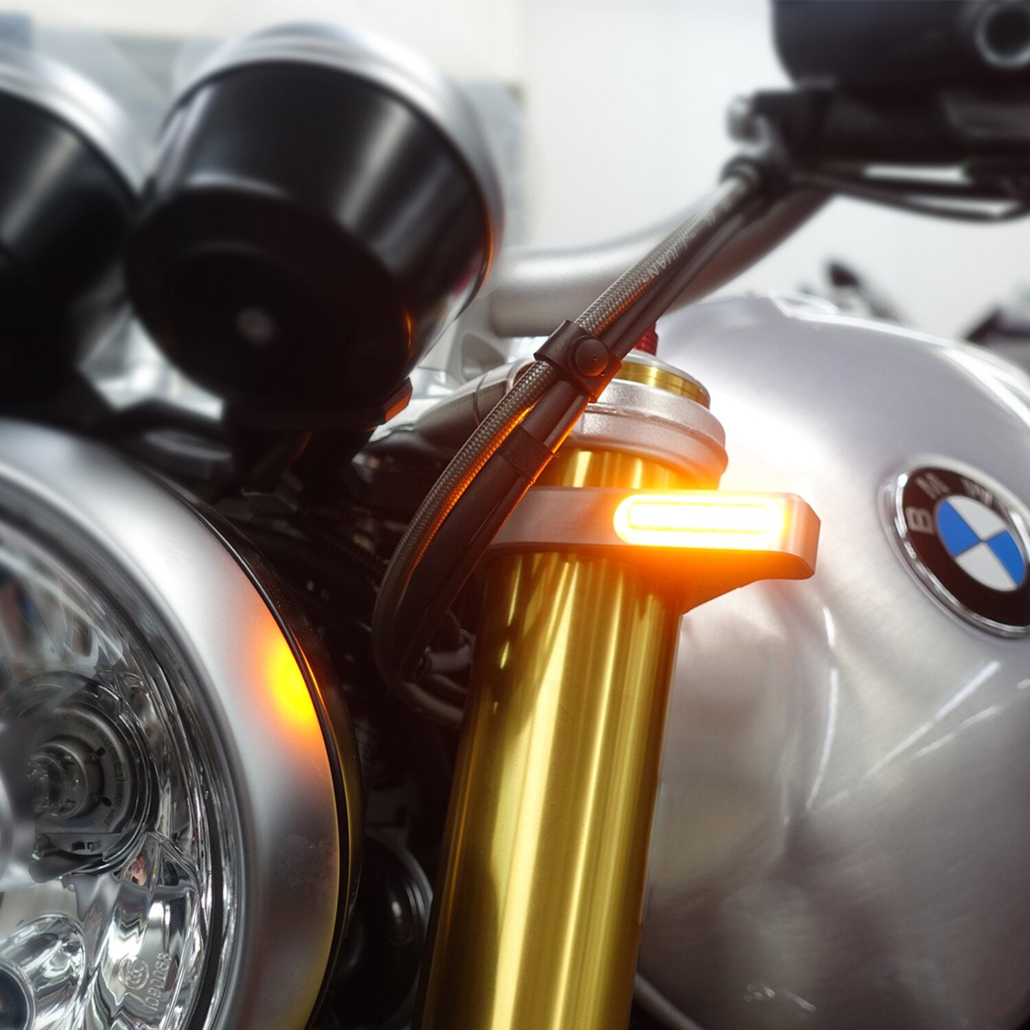 HeinzBikes ZC-Line Classic LED fork turn signal set - Silver