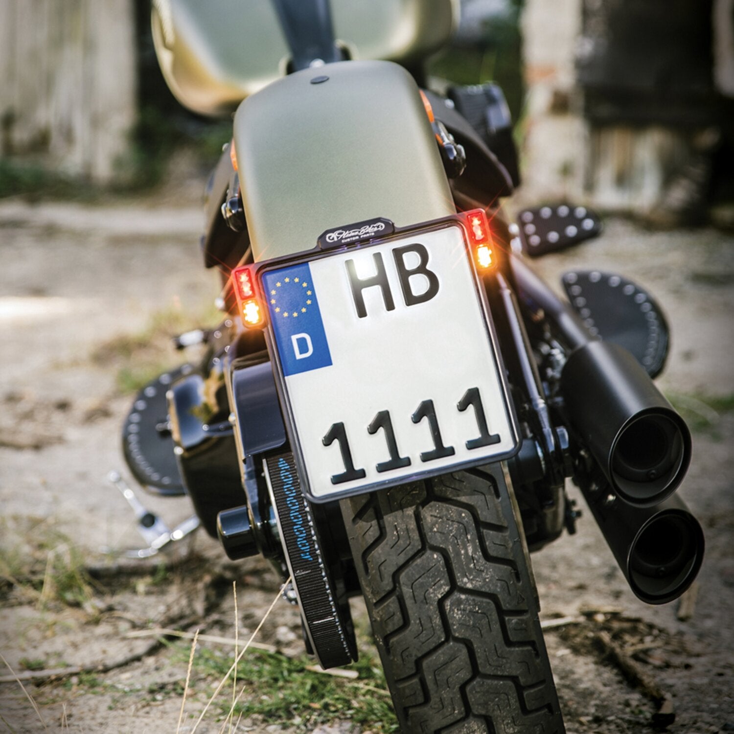 HeinzBikes All-Inn 2.0 license plate bracket with taillight