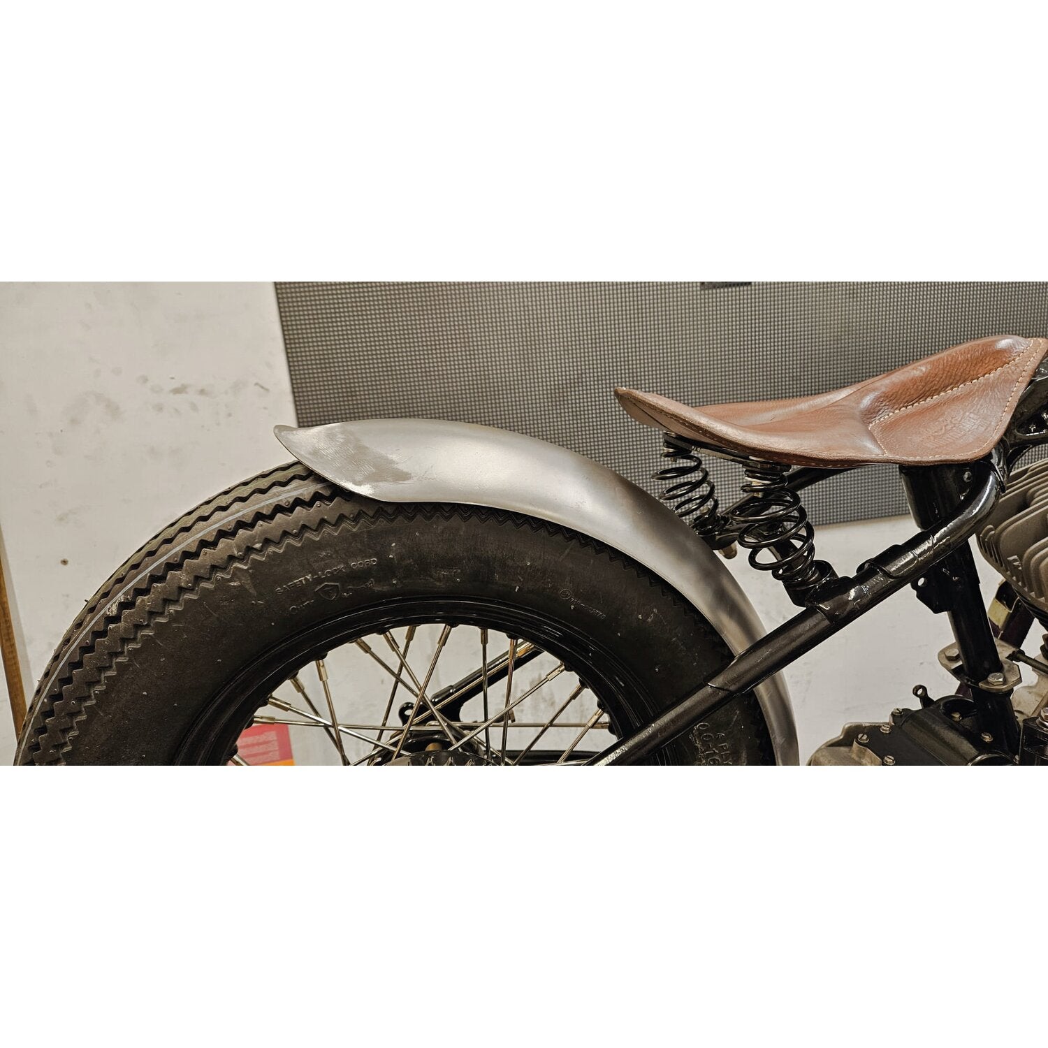 Penz rear Ducktail fender - 150mm wide / 355mm radius