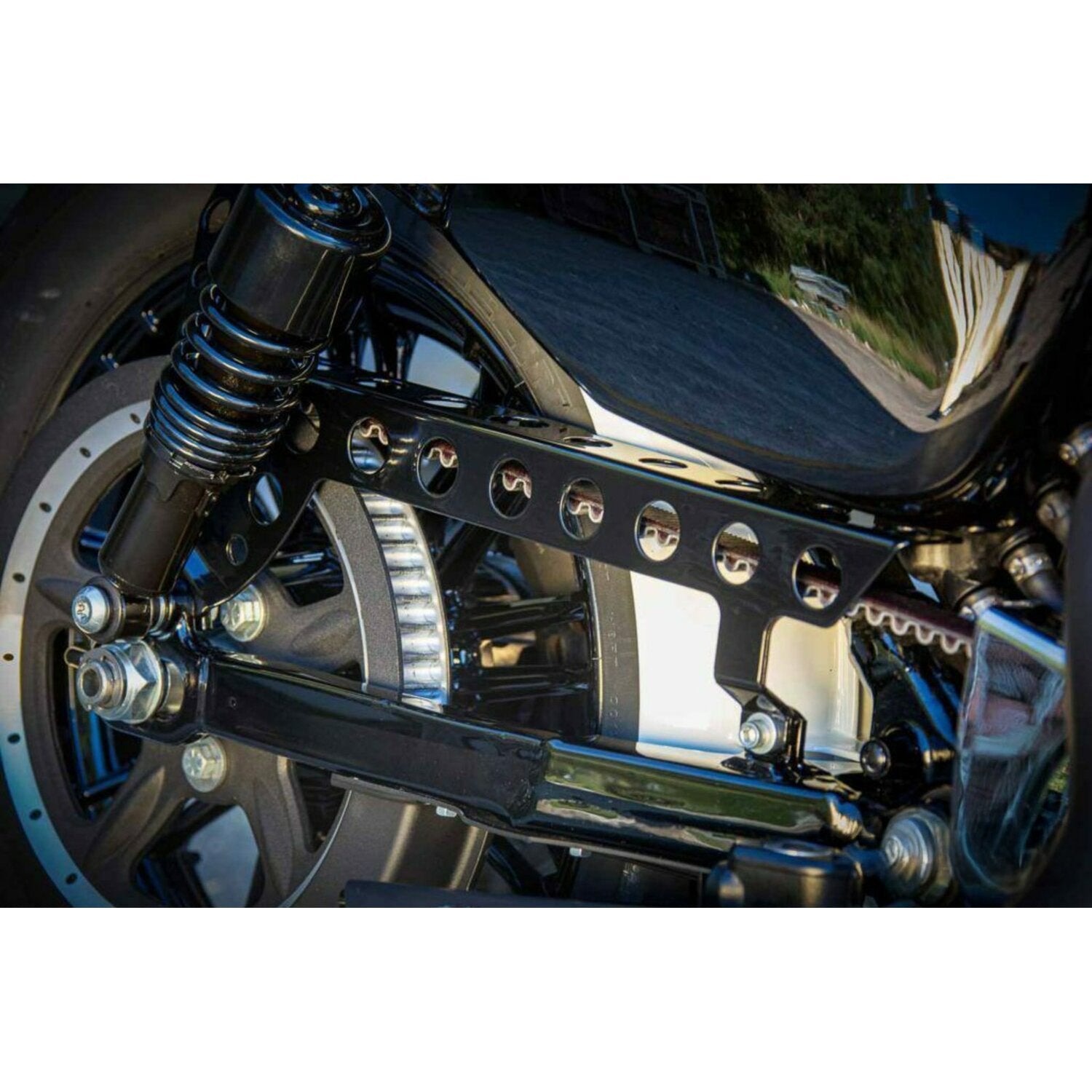 Rick's Motorcycles belt cover Round holes - Gloss black