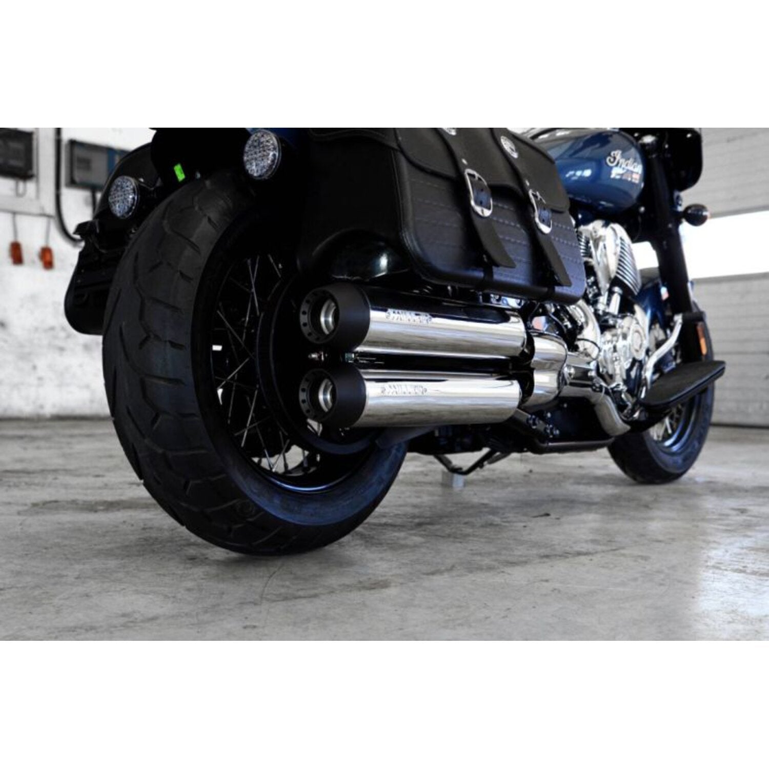Miller Exhaust Miller Omaha II Slip-Ons polished End cap Tapered black