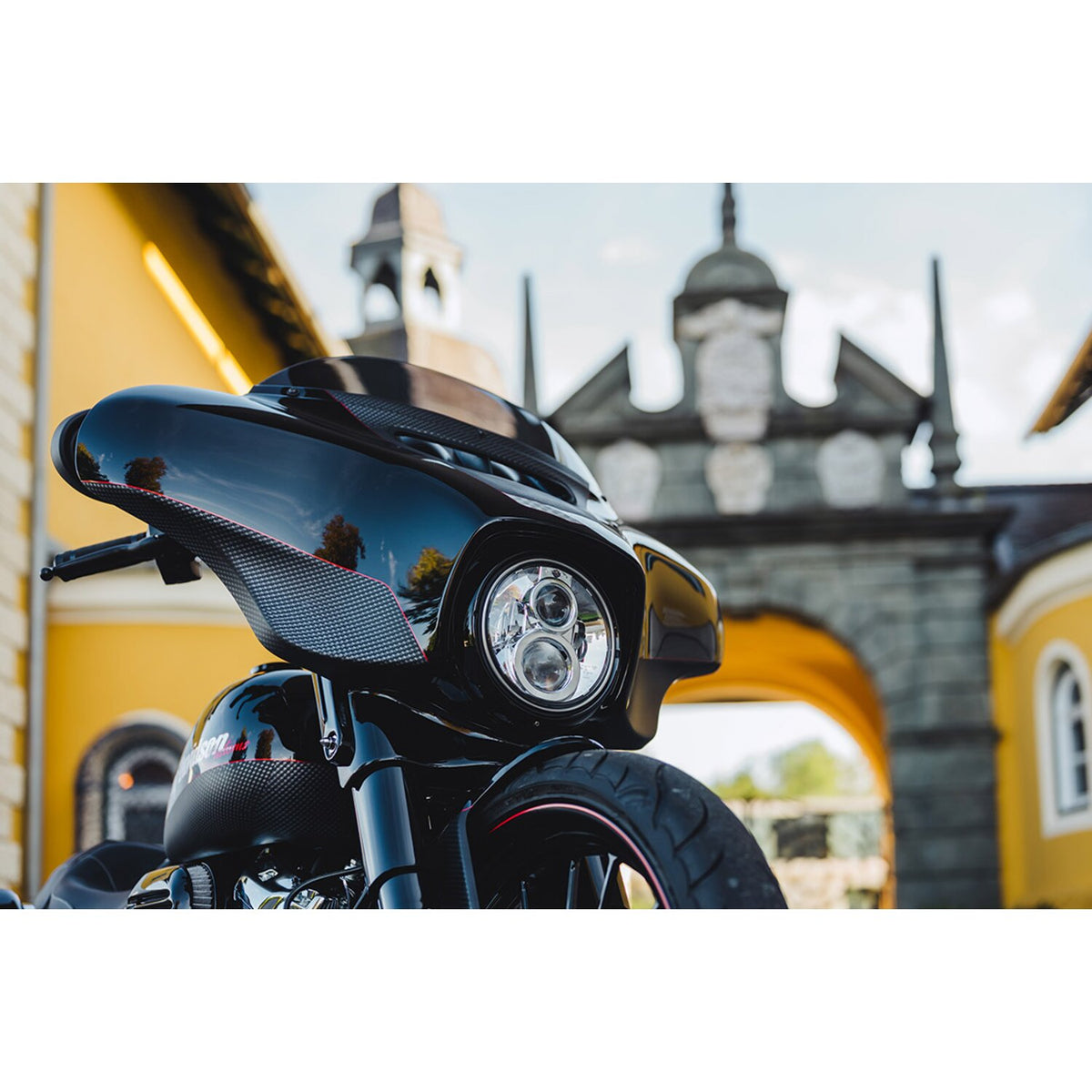 Cult-Werk 'Clean Style' front LED turn signals - Gloss black