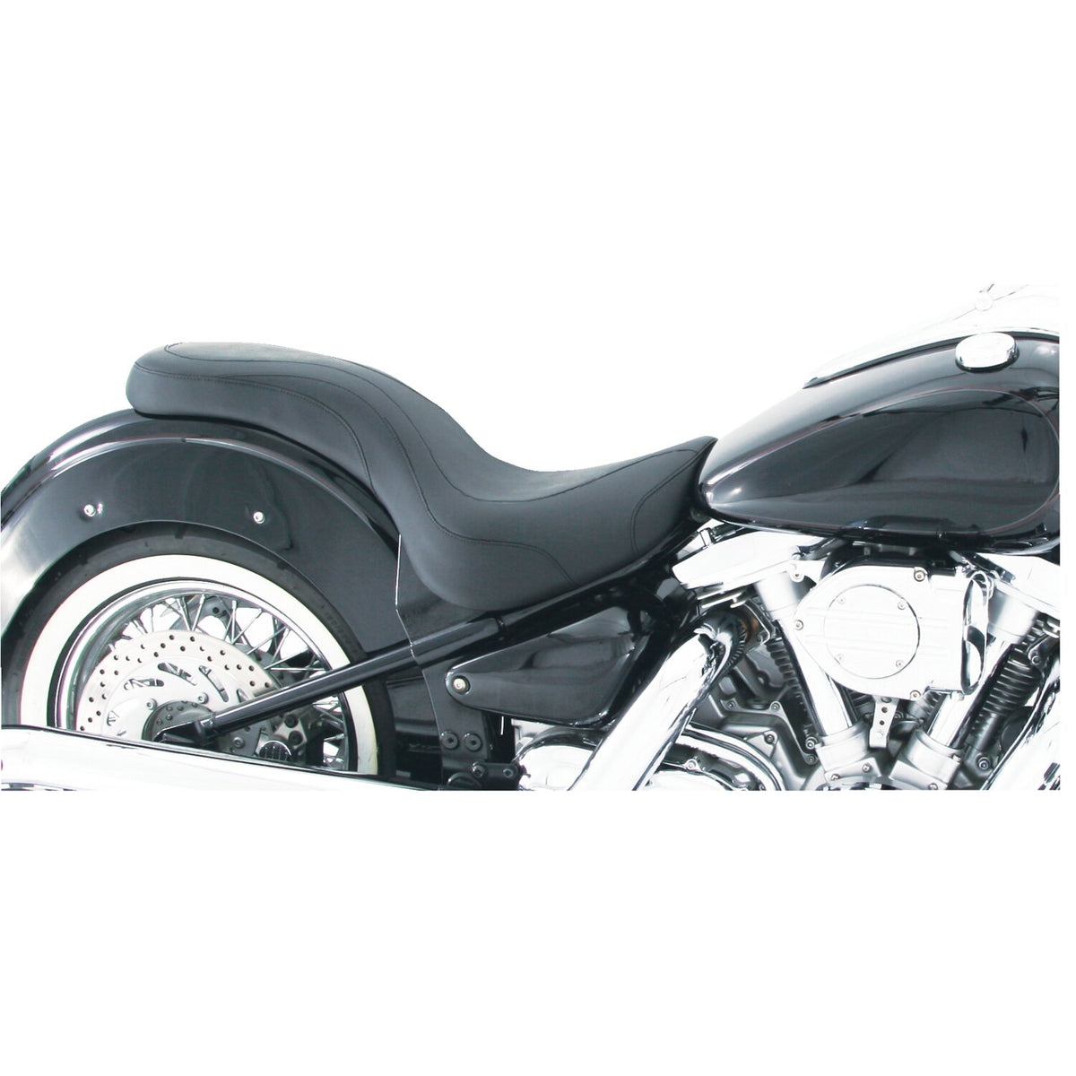 Mustang Daytripper seat plain black
