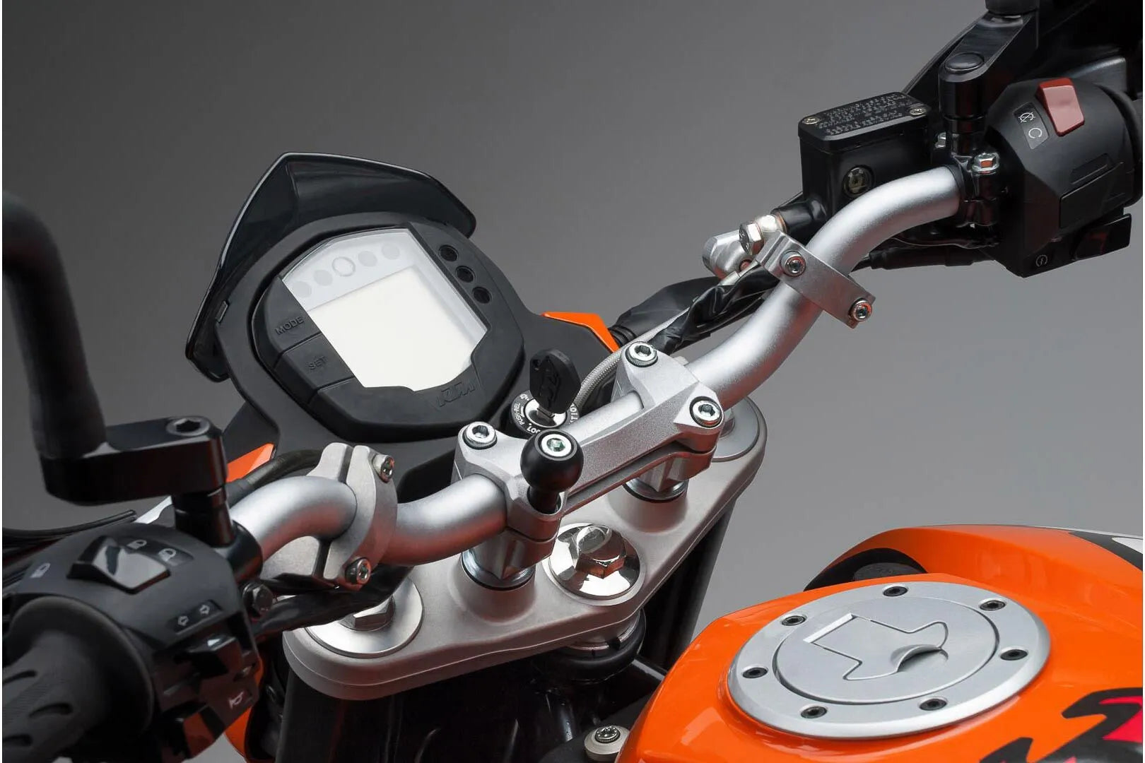 Sw-motech 1" Ball For Ram Mounting Systems