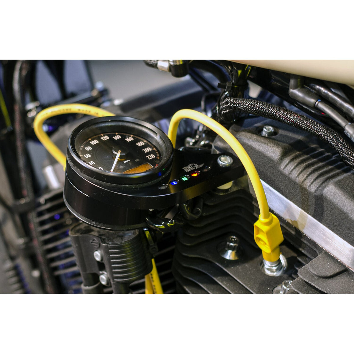 Free Spirits speedometer cylinder head bracket