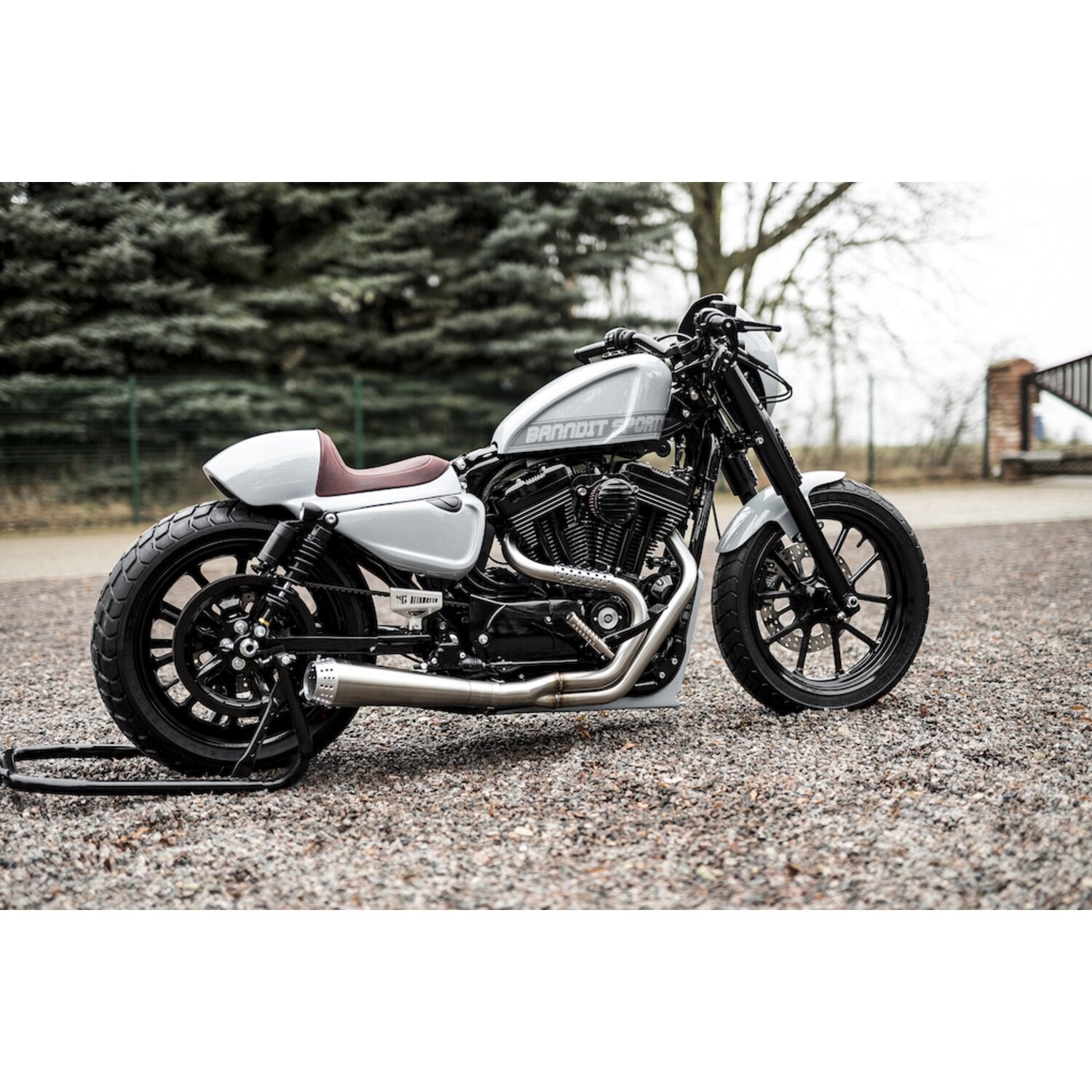Killer Custom 'Cafe Racer' solo rear fender kit