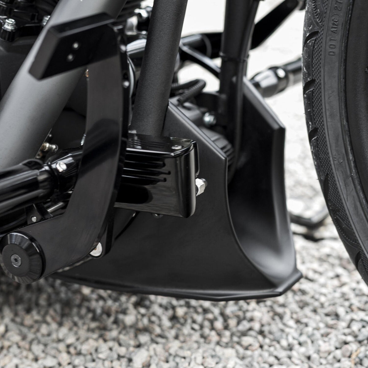 Killer Custom 'Bobbstr' chin spoiler