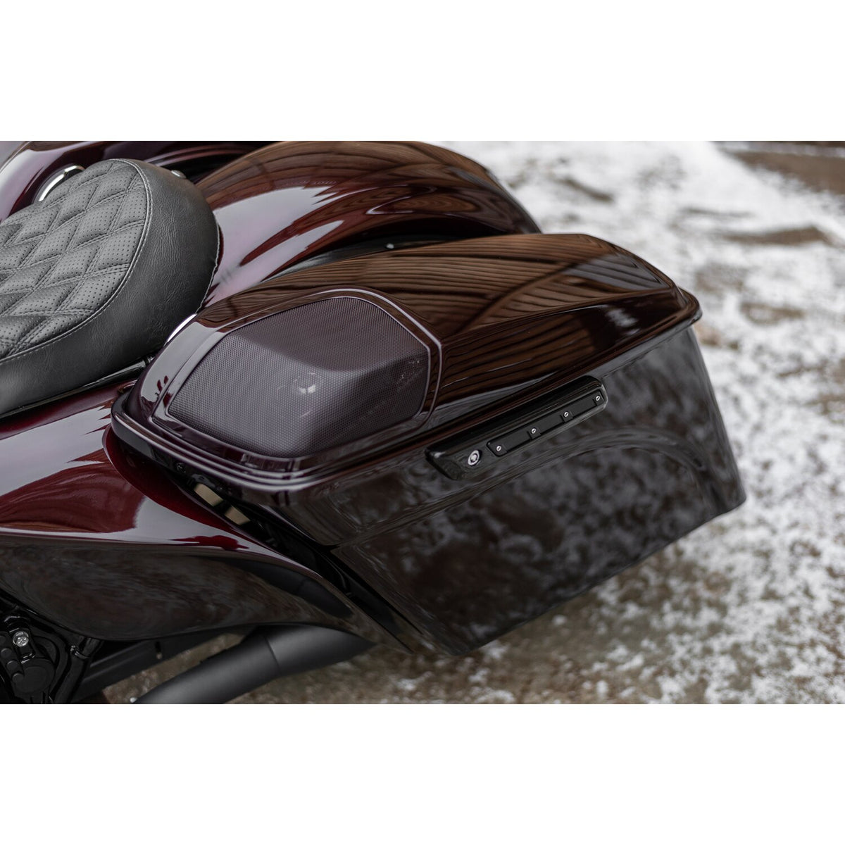 Killer Custom saddlebag latch inserts - Black