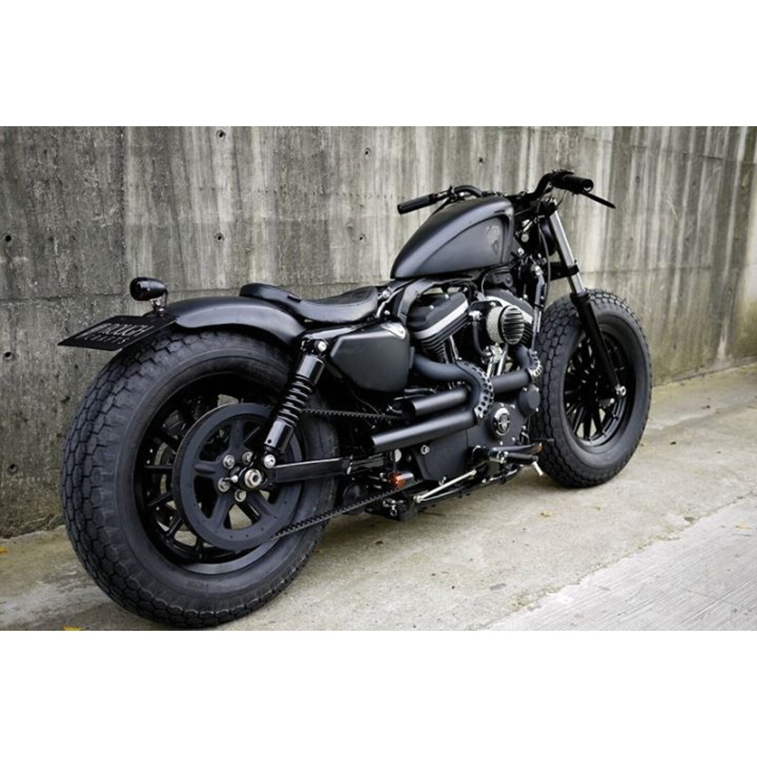 Rough Crafts 'Iron Guerilla' rear fender kit - Black