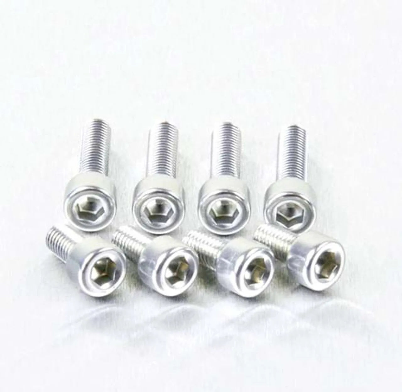 Pro Bolt Aluminium Fuel Cap Kit In Silver