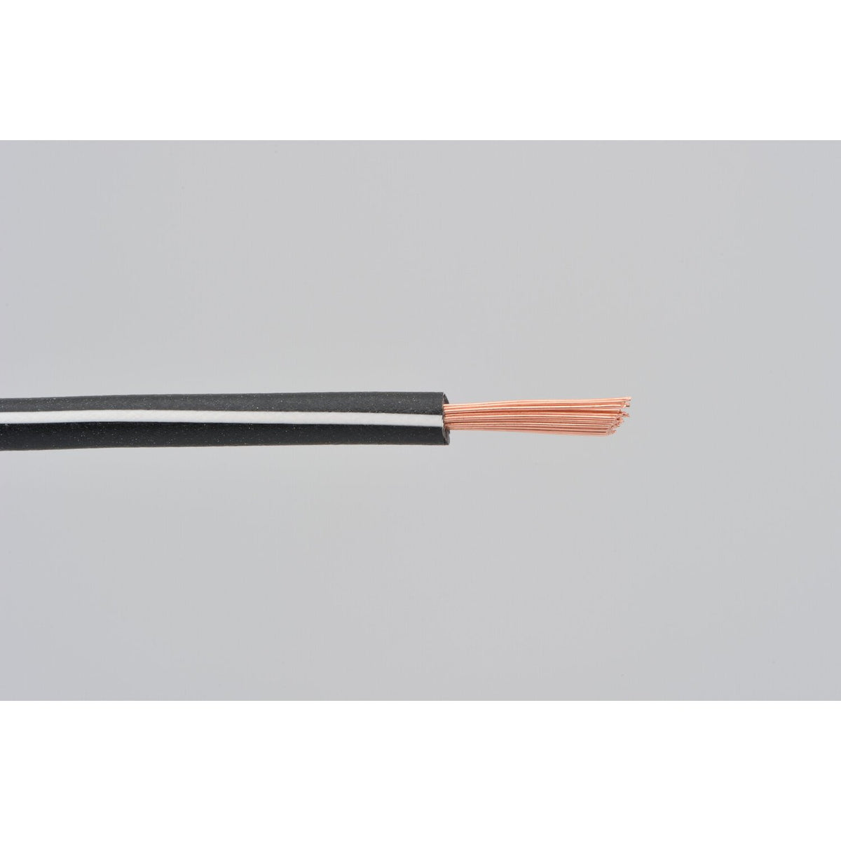 MCS Electrical wire - 2 meter 0.75sq - Black/white