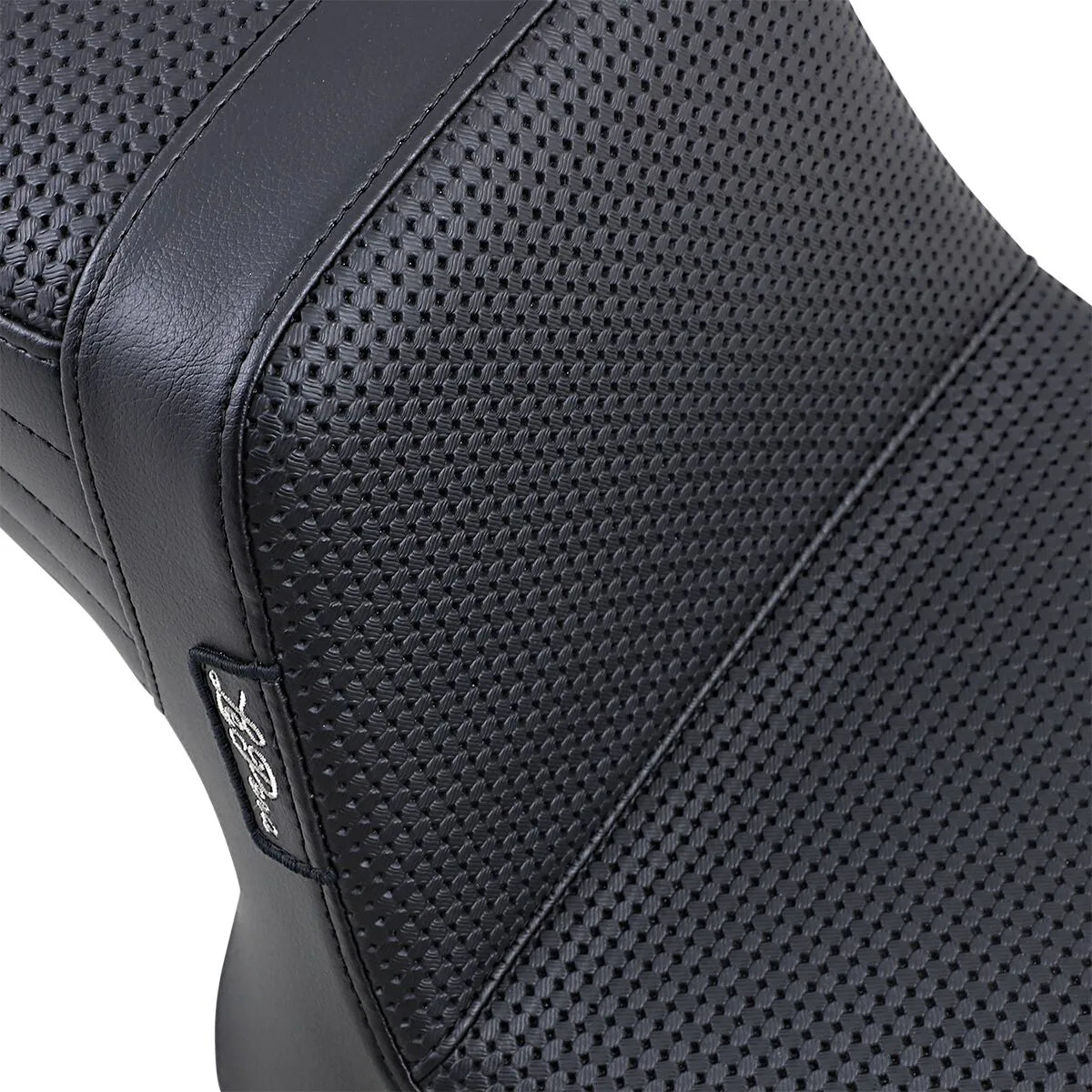 Le Pera Tailwhip Seat - Enhanced Comfort & Style - For Harley Davidson