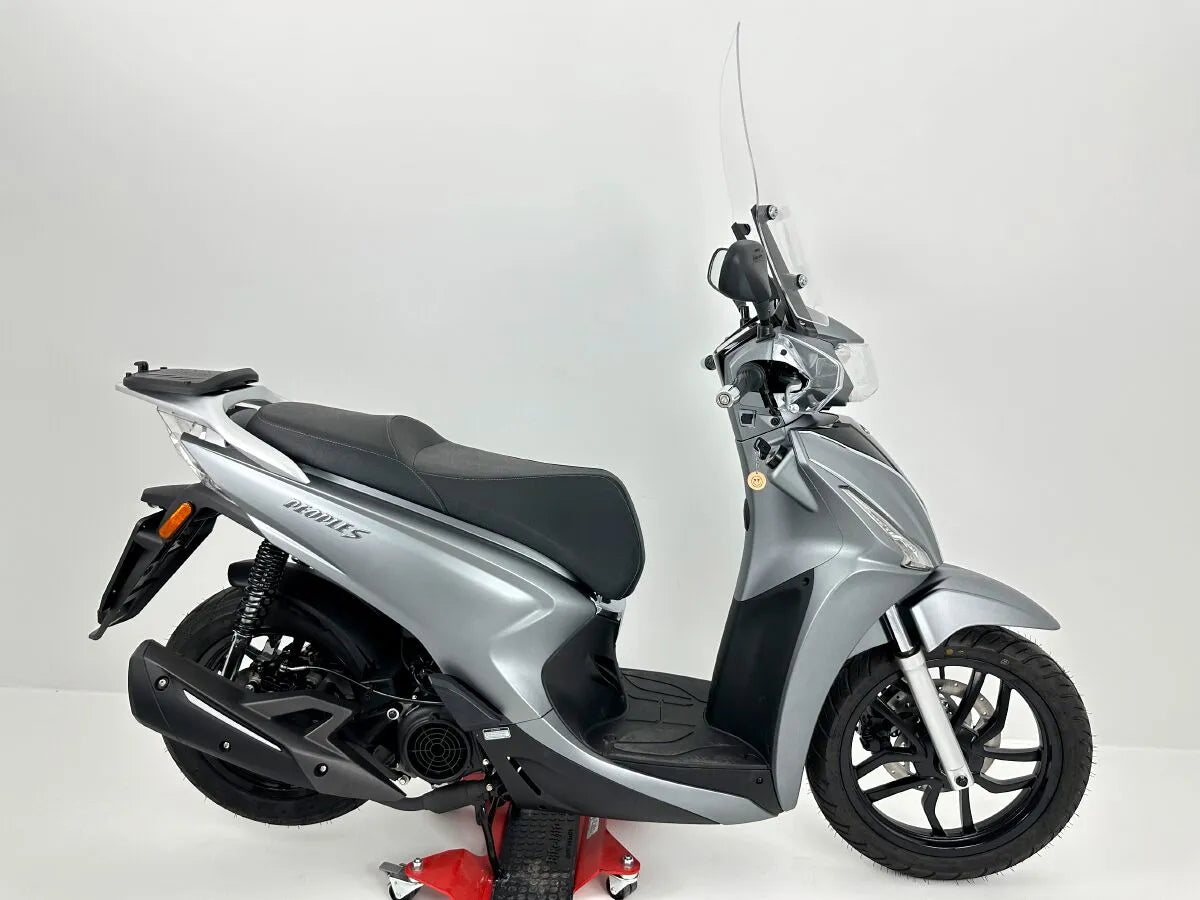 Wrs Windscreen - Enhanced Rider Protection
