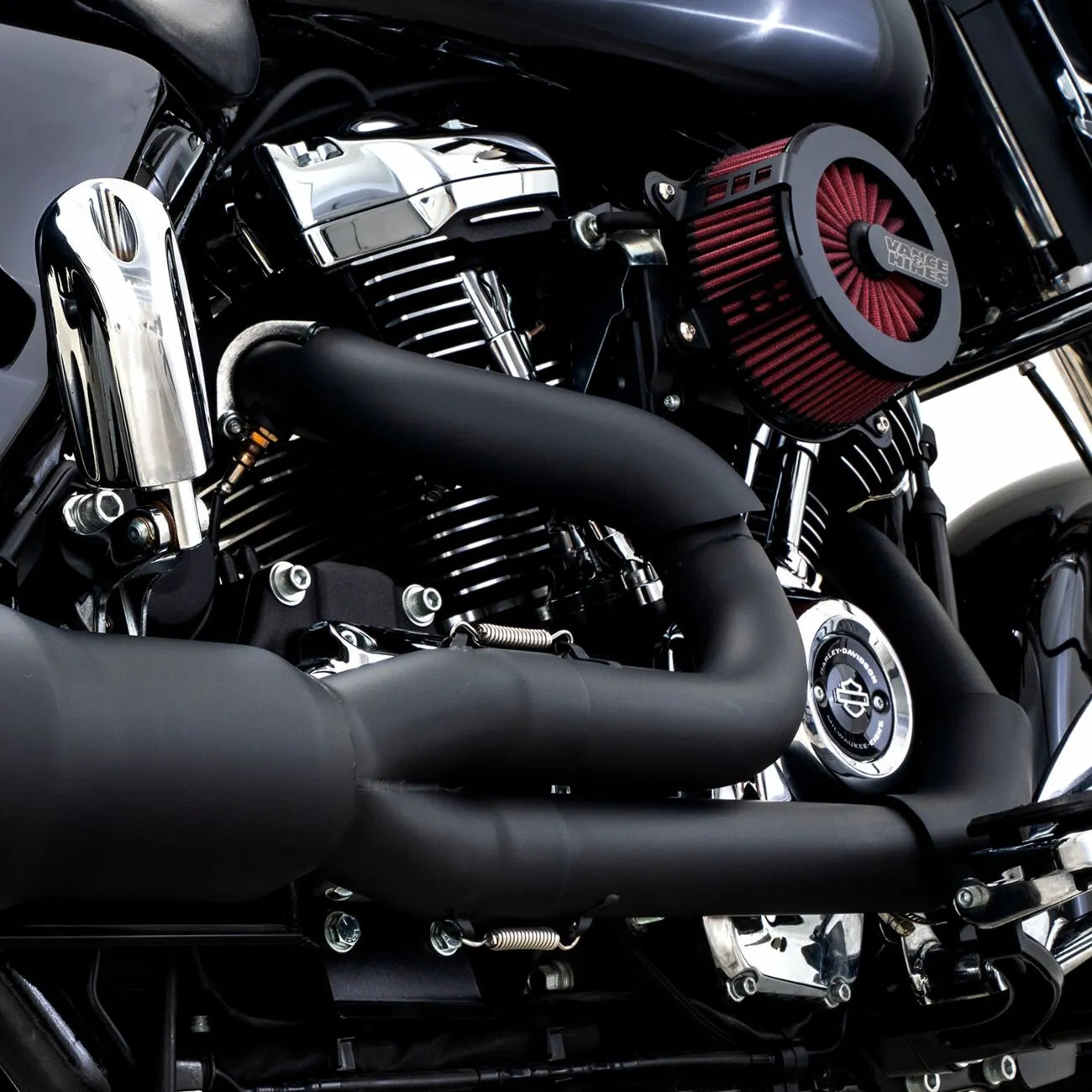 Vance & Hines Hi-output Hitzeschild Kit