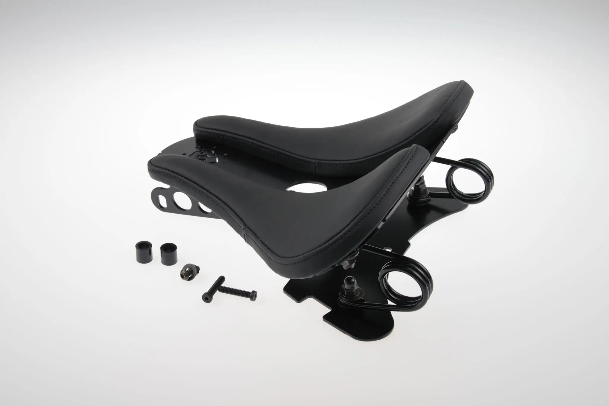 Cult Werk Swing Saddle Old School - Black Leather