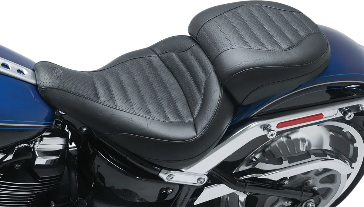 Solo Mustang Touring Seat - Black Vinyl - For Harley Davidson