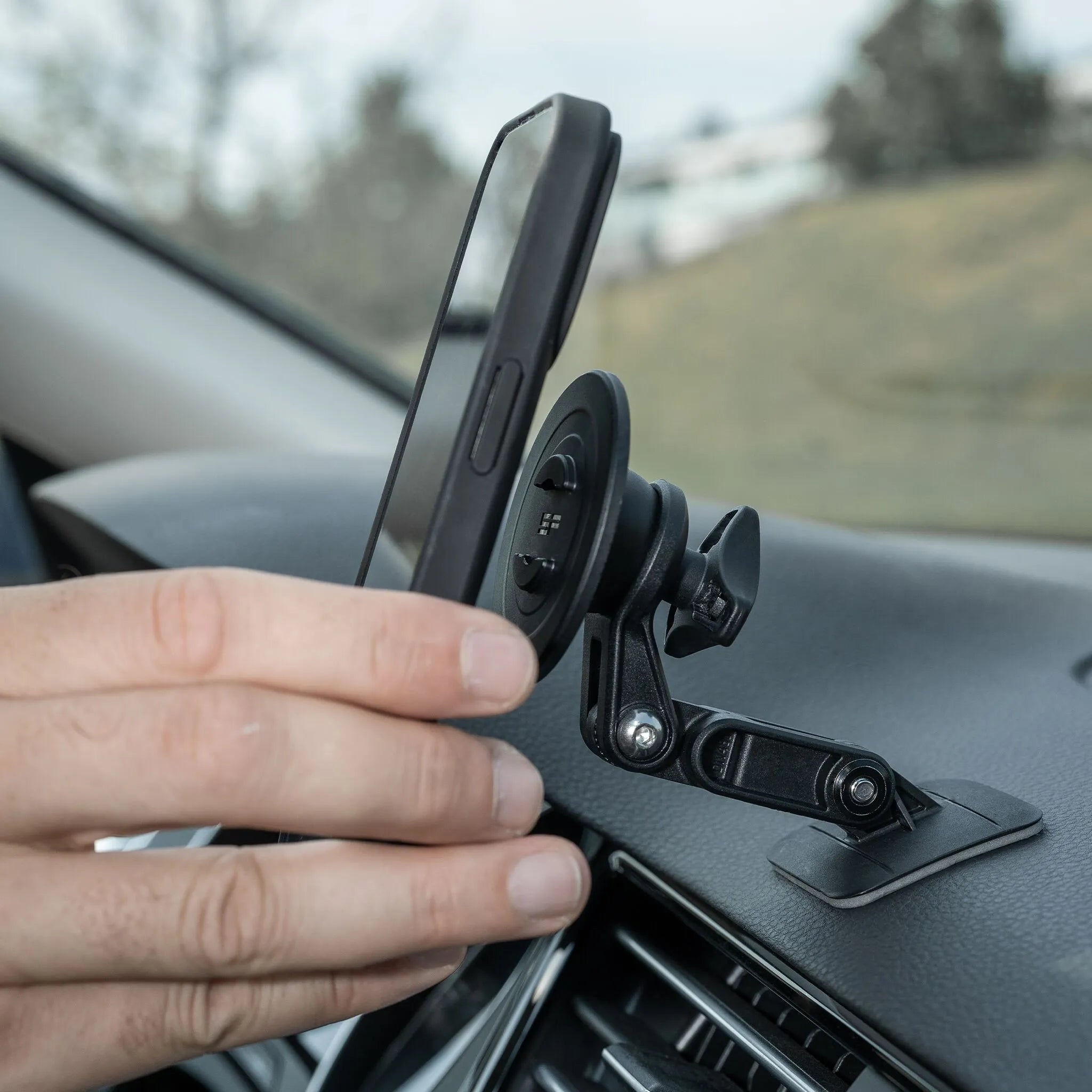 Sp Connect Adhesive Mount Pro