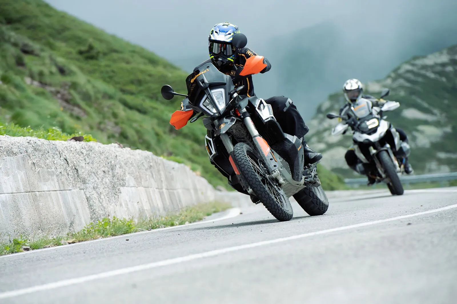 Continental Tkc 70 Rocks Tire - 130/80r17 Rear