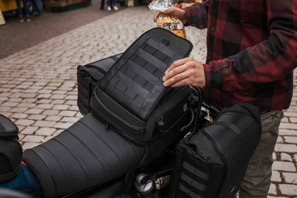 Sw-Motech Legend Gear LR3 Tail Bag Black 6-12L