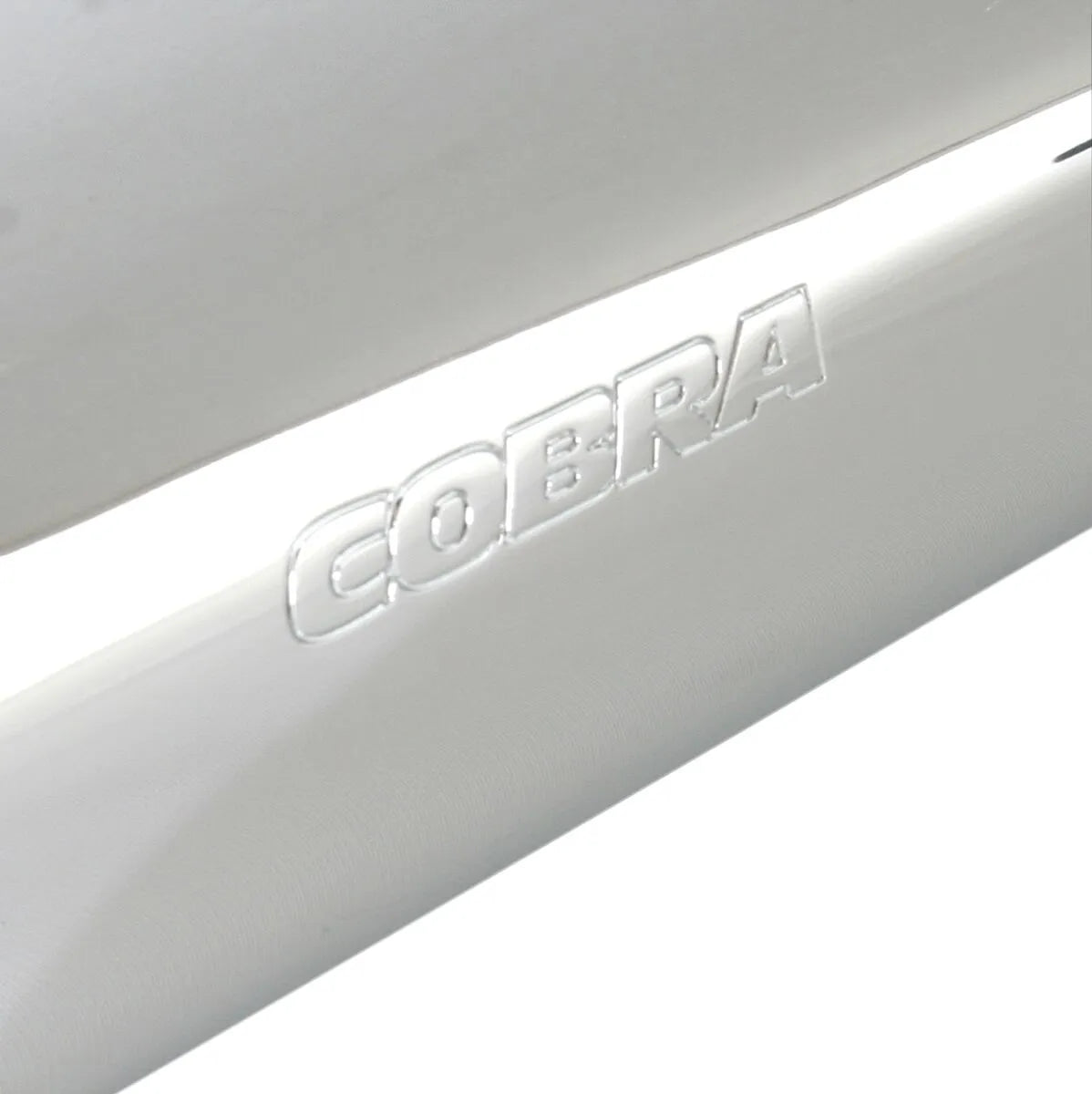 Cobra 4" Slip-On Schalldämpfer für verbesserte Motorradleistung