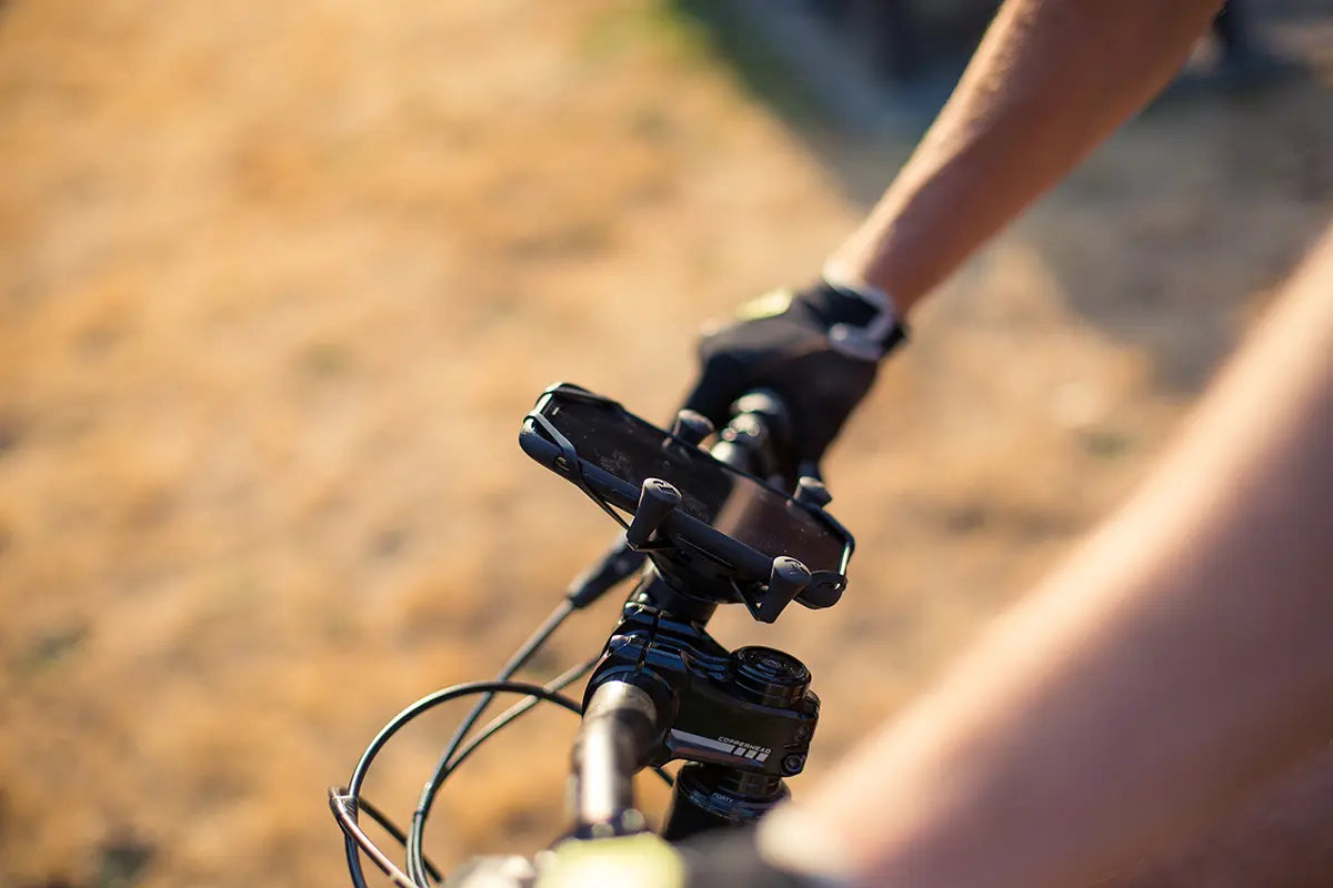 RAM MOUNTS X-Grip Kit Phone Mount for Handlebars
