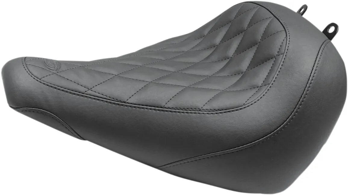 Solo Mustang Wide Tripper Seat - For Harley Davidson