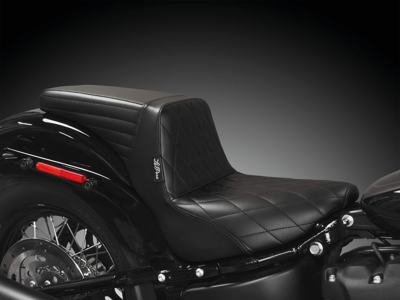 Le Pera Kickflip Solo for Milwaukee Eight Softail – Seat