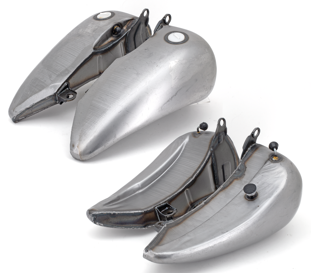 Zodiac Stretched Flat-Side Tanks for Softail Models – Gas- & Oil Tank