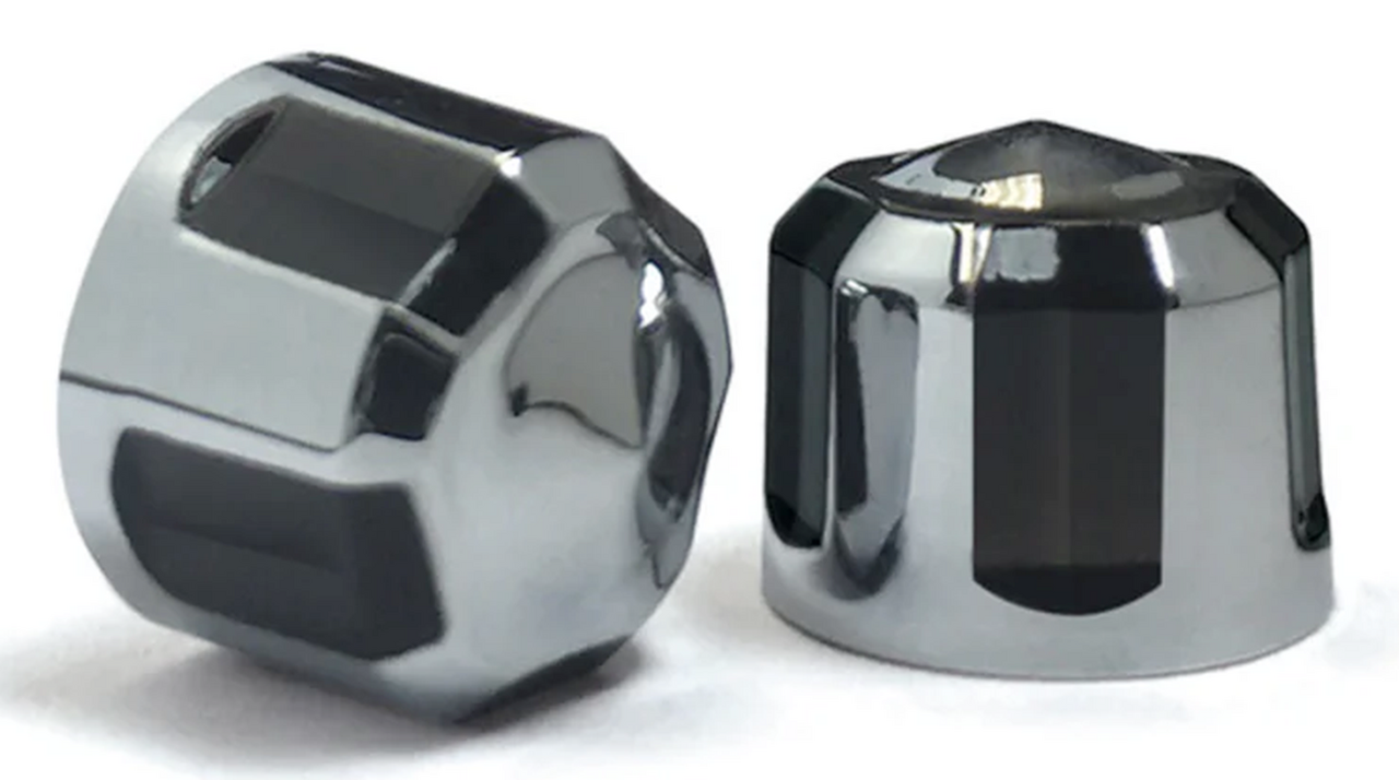 Ciro Bolt Caps – Hardware