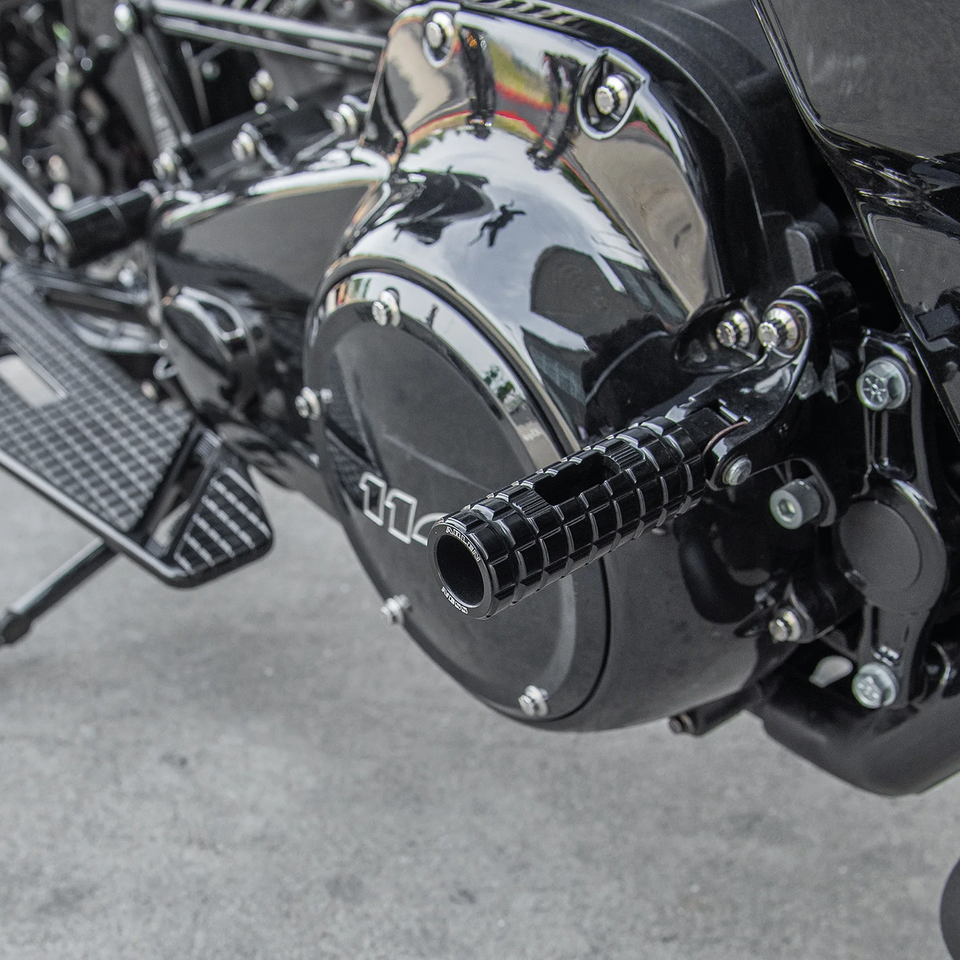 Arlen Ness Speedliner Foot Pegs – Foot Control