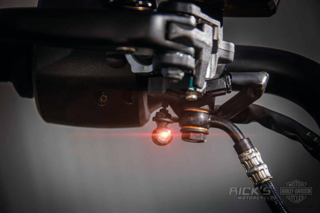 Rick's Handlebar Control Mounted Turn Signals for Sportster S – Electric & Light