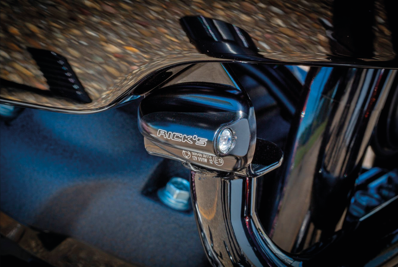 Rick's Atto Front Turn Signals for Lowrider St – Electric & Light