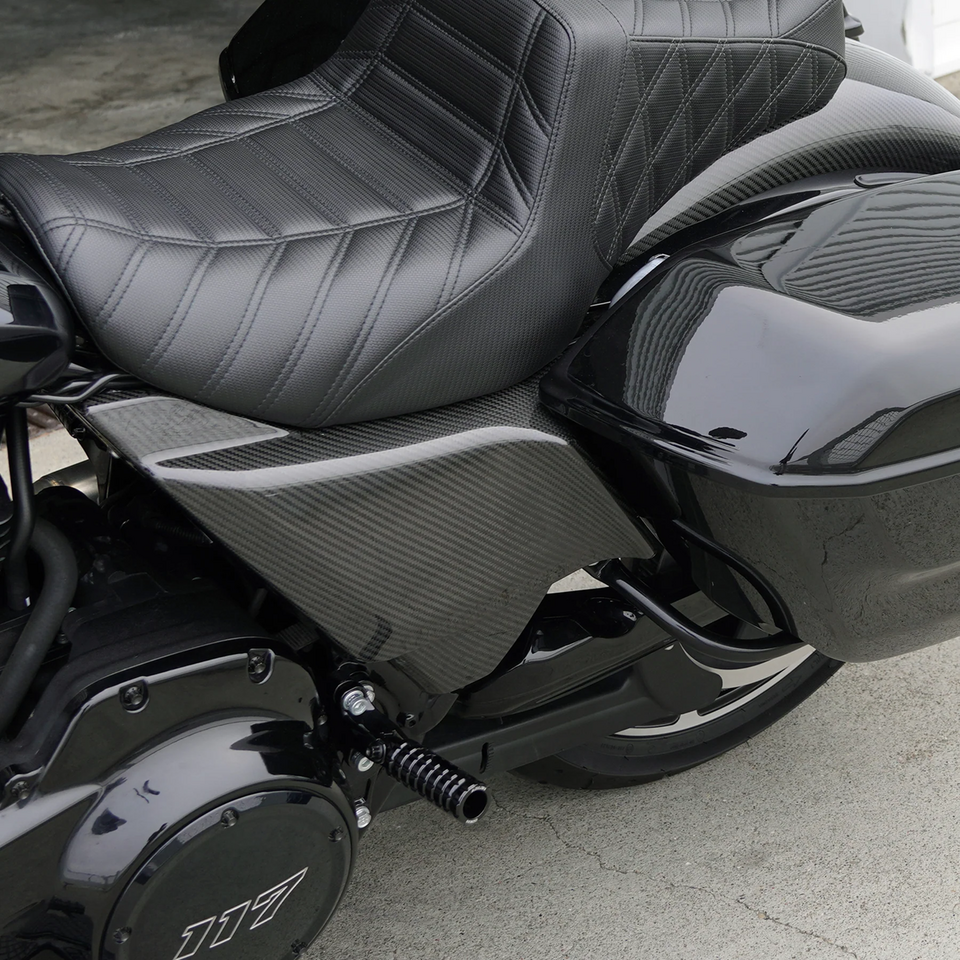 Arlen Ness Carbon Fiber Side Covers Touring – Frame & Rear Suspension
