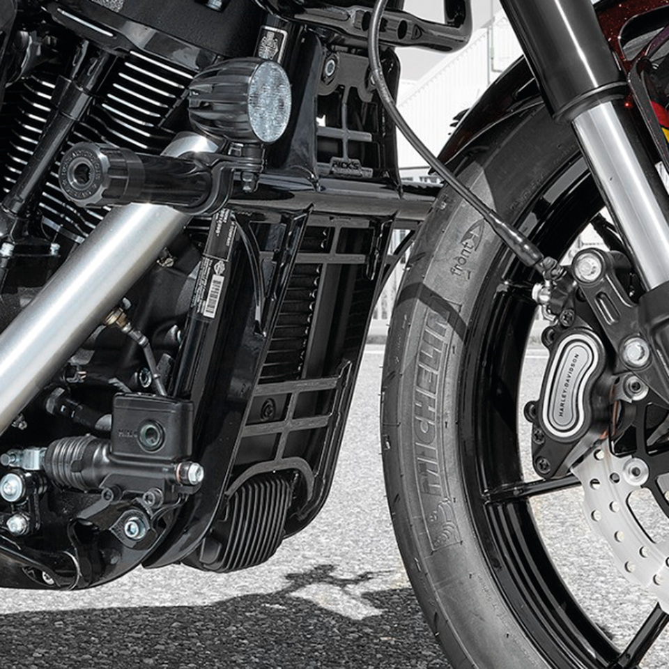 Rick's Clubstyle Crash Bars for Milwaukee Eight Softail – Frame & Rear Suspension