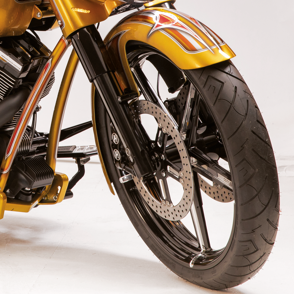 Shinko SR777R – Wheel & Tire